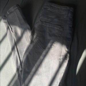 Forever 21 grey skinny jeans